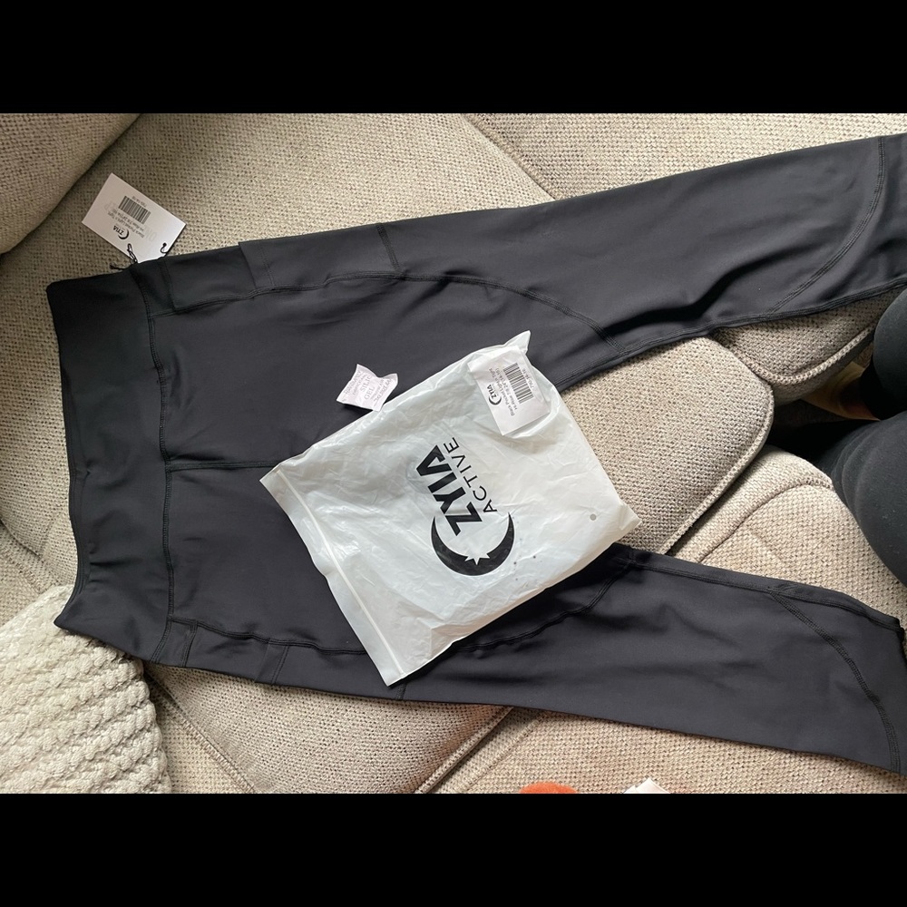 Zyia Black Pocket Light n Tight Hi-Rise 7/8 24” Sz 14-16